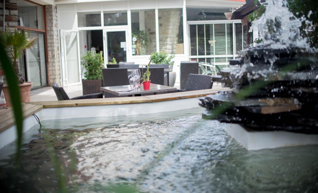 Hotel Restaurant Mon Auberge Люнель Экстерьер фото