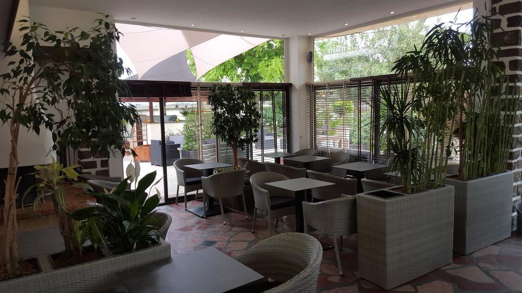 Hotel Restaurant Mon Auberge Люнель Экстерьер фото