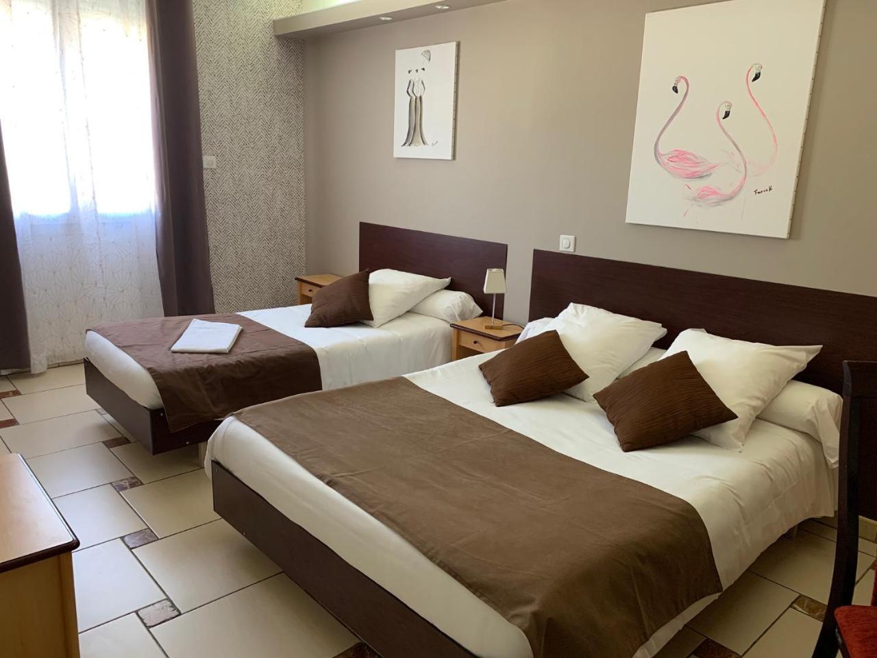 Hotel Restaurant Mon Auberge Люнель Экстерьер фото